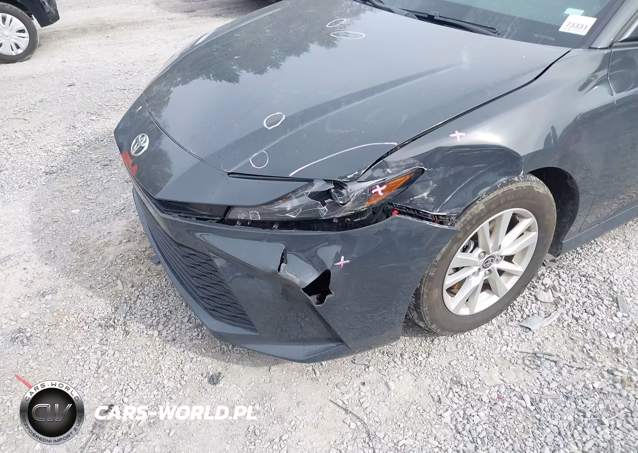 2025 Toyota Camry Le VIN:4T1DAACKXSU154028 - 6