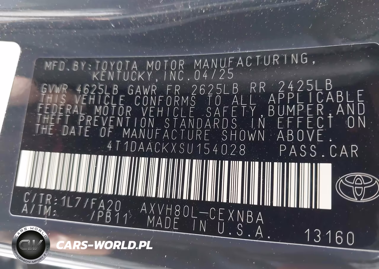 2025 Toyota Camry Le VIN:4T1DAACKXSU154028 - 9