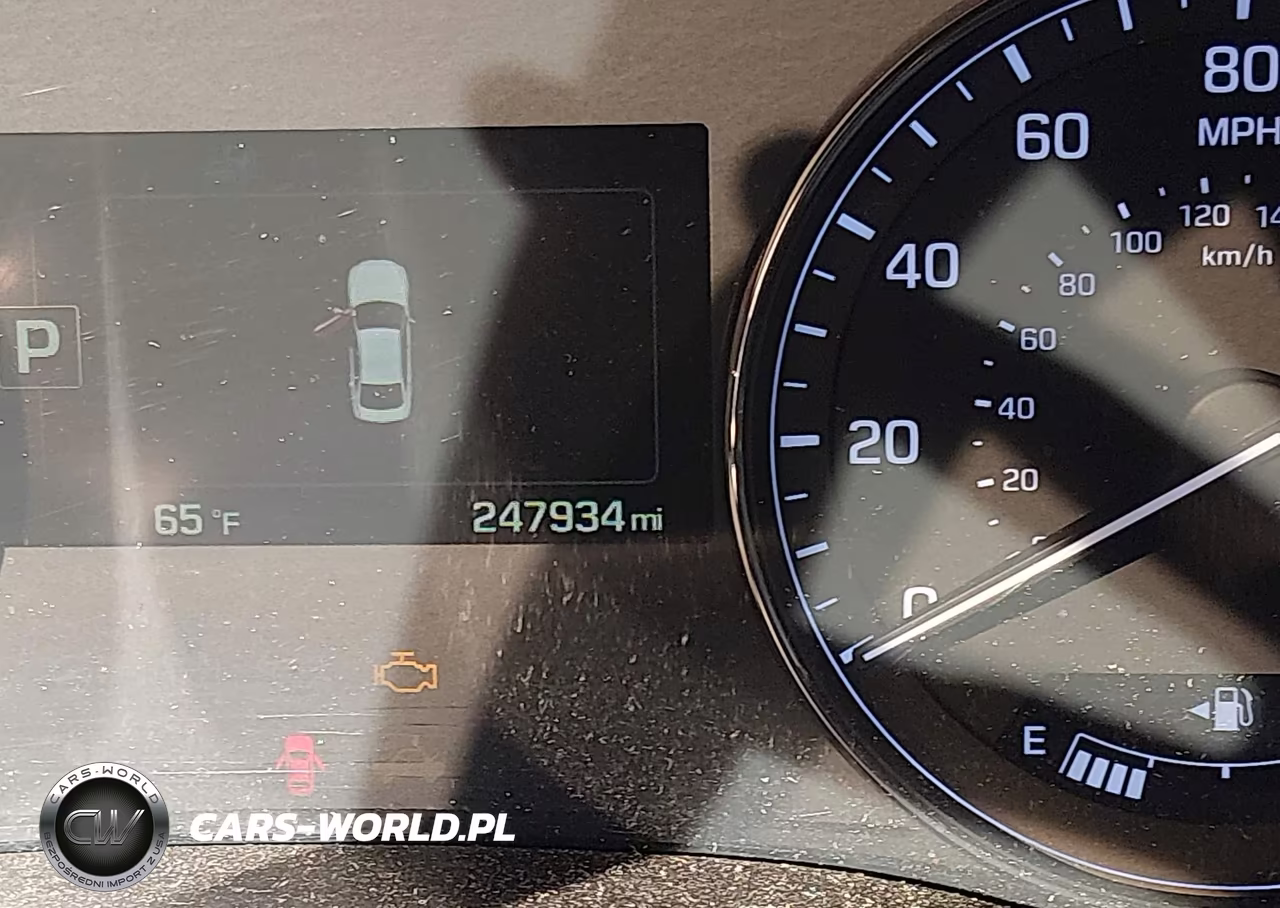 2015 Hyundai Genesis 3.8 VIN:KMHGN4JEXFU100055 - 15
