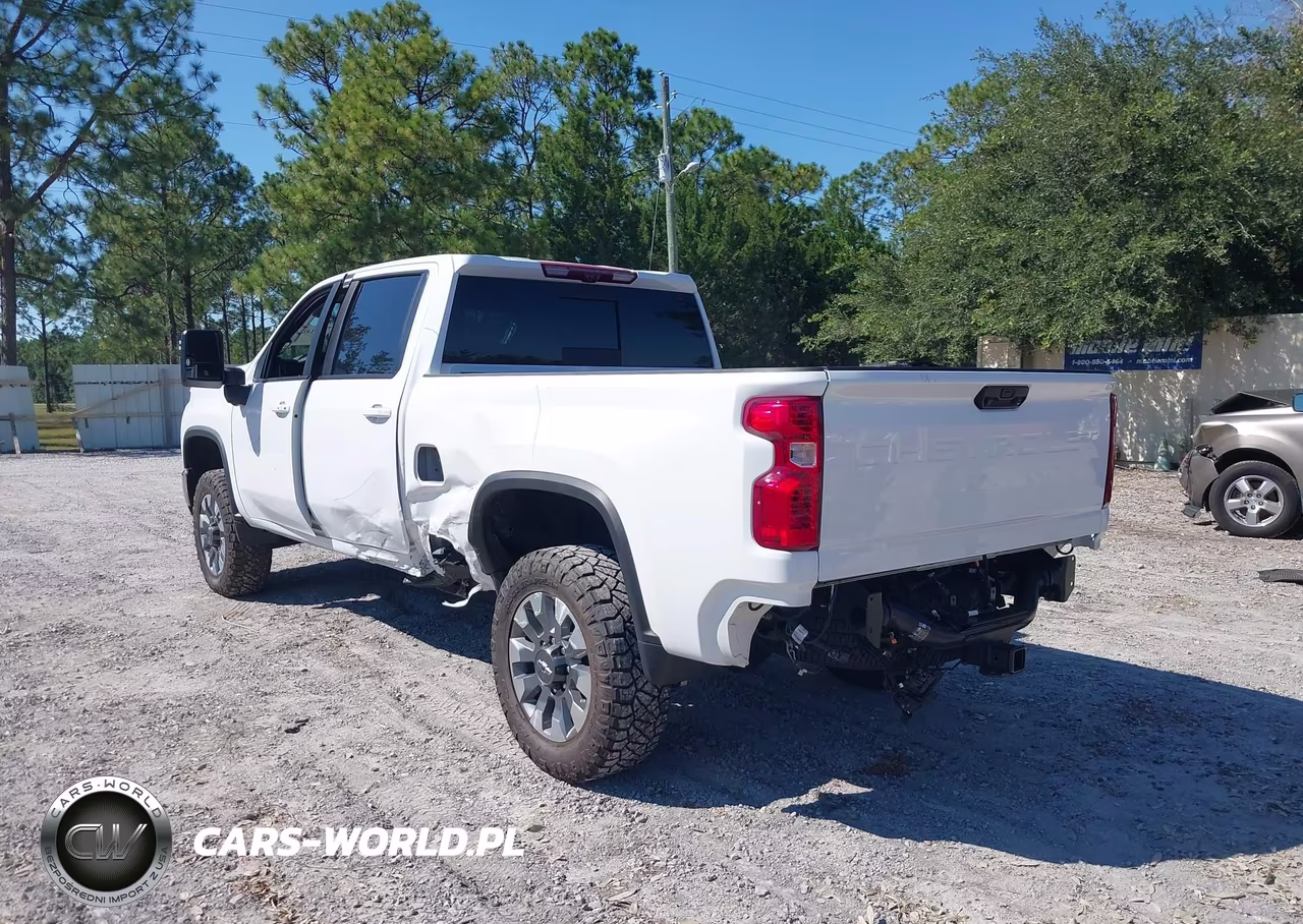 2024 Chevrolet Silverado 2500Hd 4Wd Standard Bed Lt VIN:2GC4YNE7XR1272392 - 3