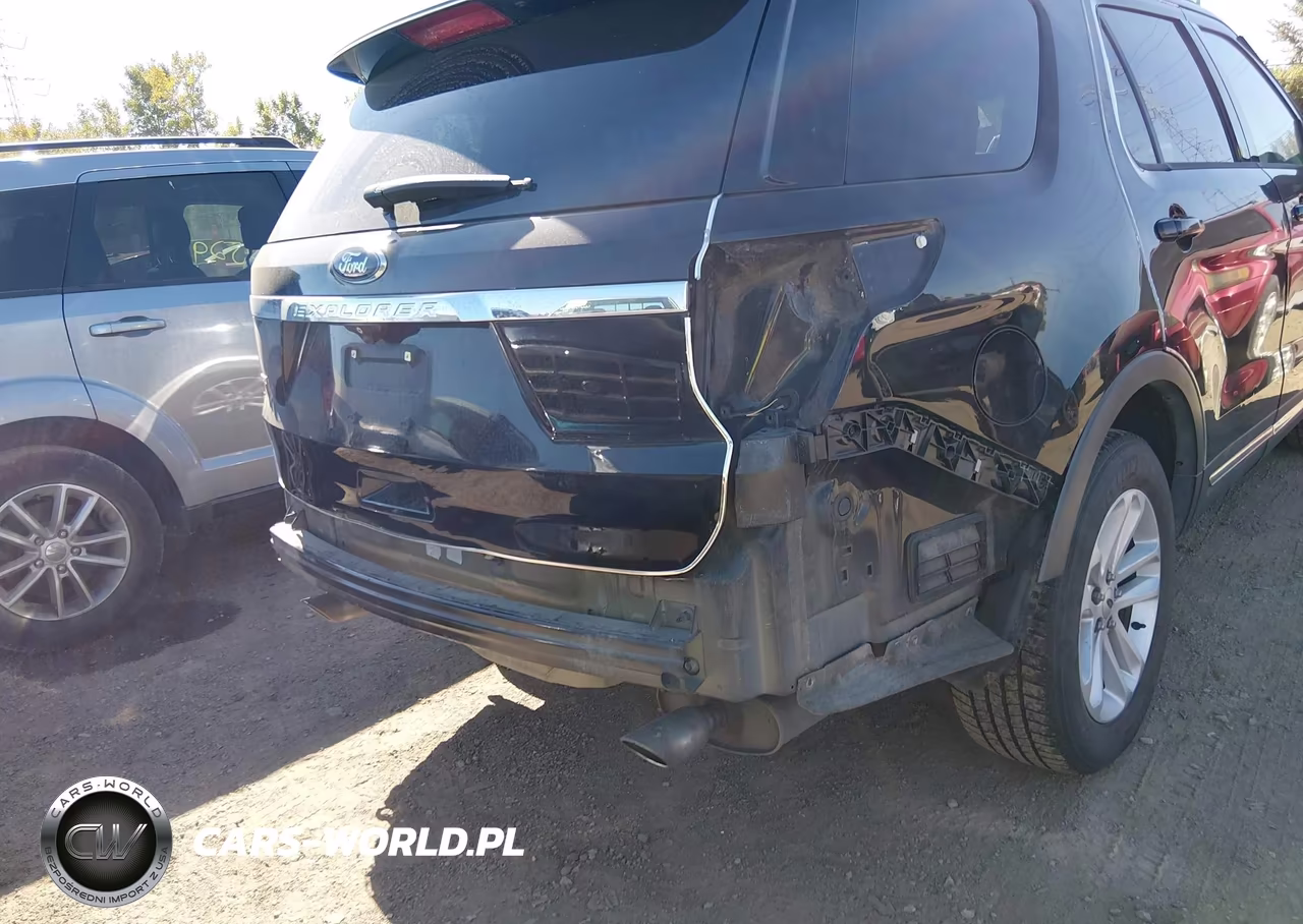2016 Ford Explorer Xlt VIN:1FM5K7D89GGB12561 - 18