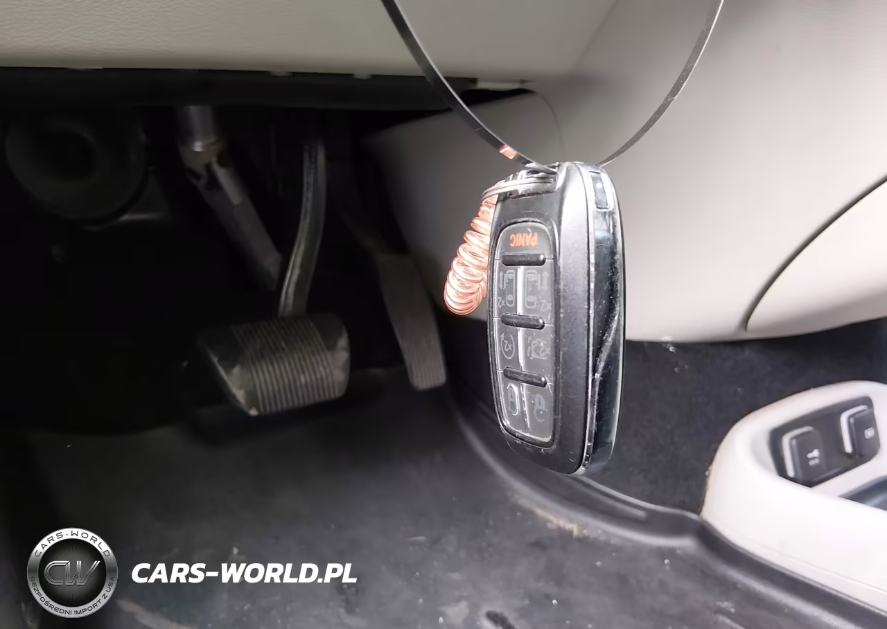 2021 Chrysler Voyager Lxi VIN:2C4RC1DGXMR533657 - 11