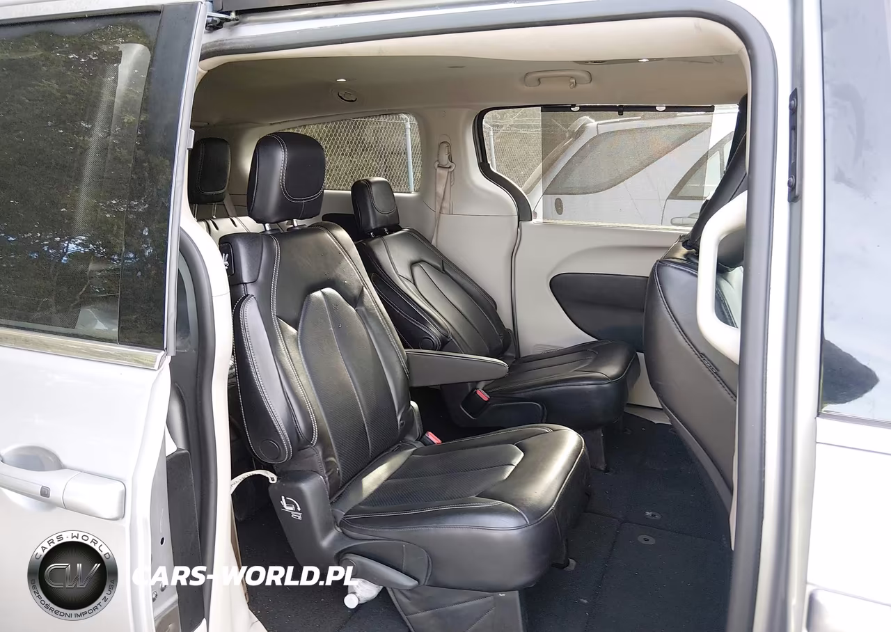 2021 Chrysler Voyager Lxi VIN:2C4RC1DGXMR533657 - 8