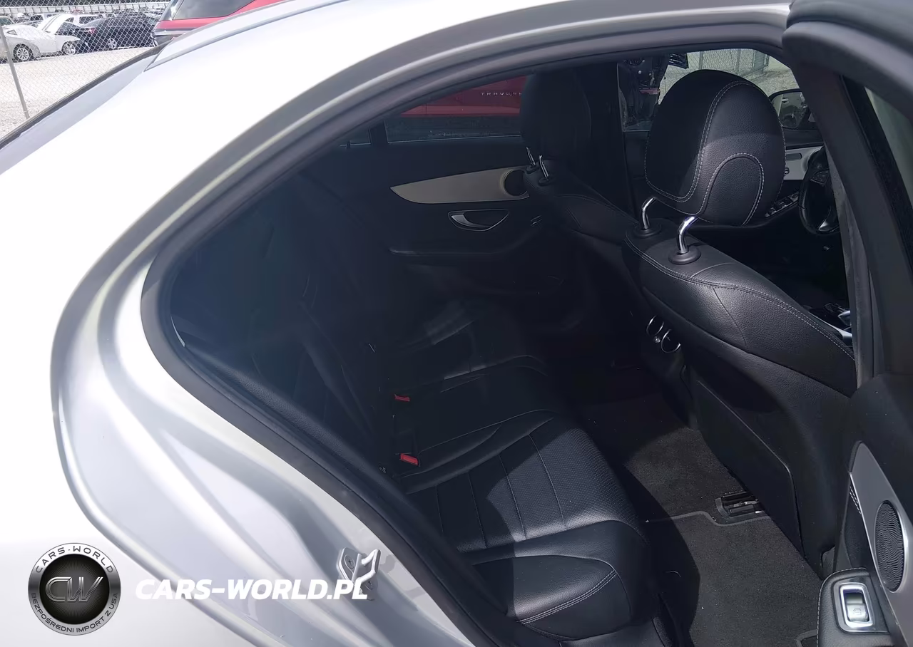 2015 Mercedes-Benz C 300 VIN:55SWF4JB6FU054153 - 8