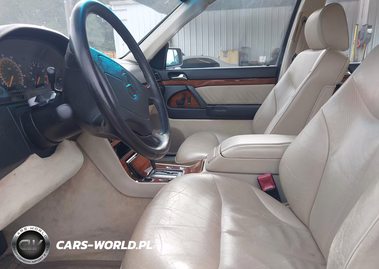 1993 Mercedes-Benz 300 Se VIN:WDBGA32E0PA113620 - 5