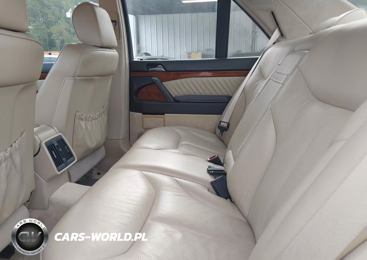 1993 Mercedes-Benz 300 Se VIN:WDBGA32E0PA113620 - 8