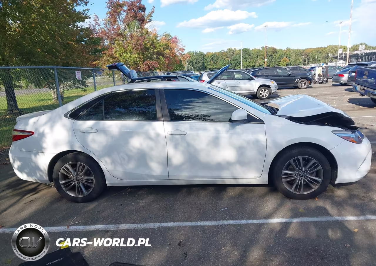 2016 Toyota Camry Se VIN:4T1BF1FK7GU200135 - 13