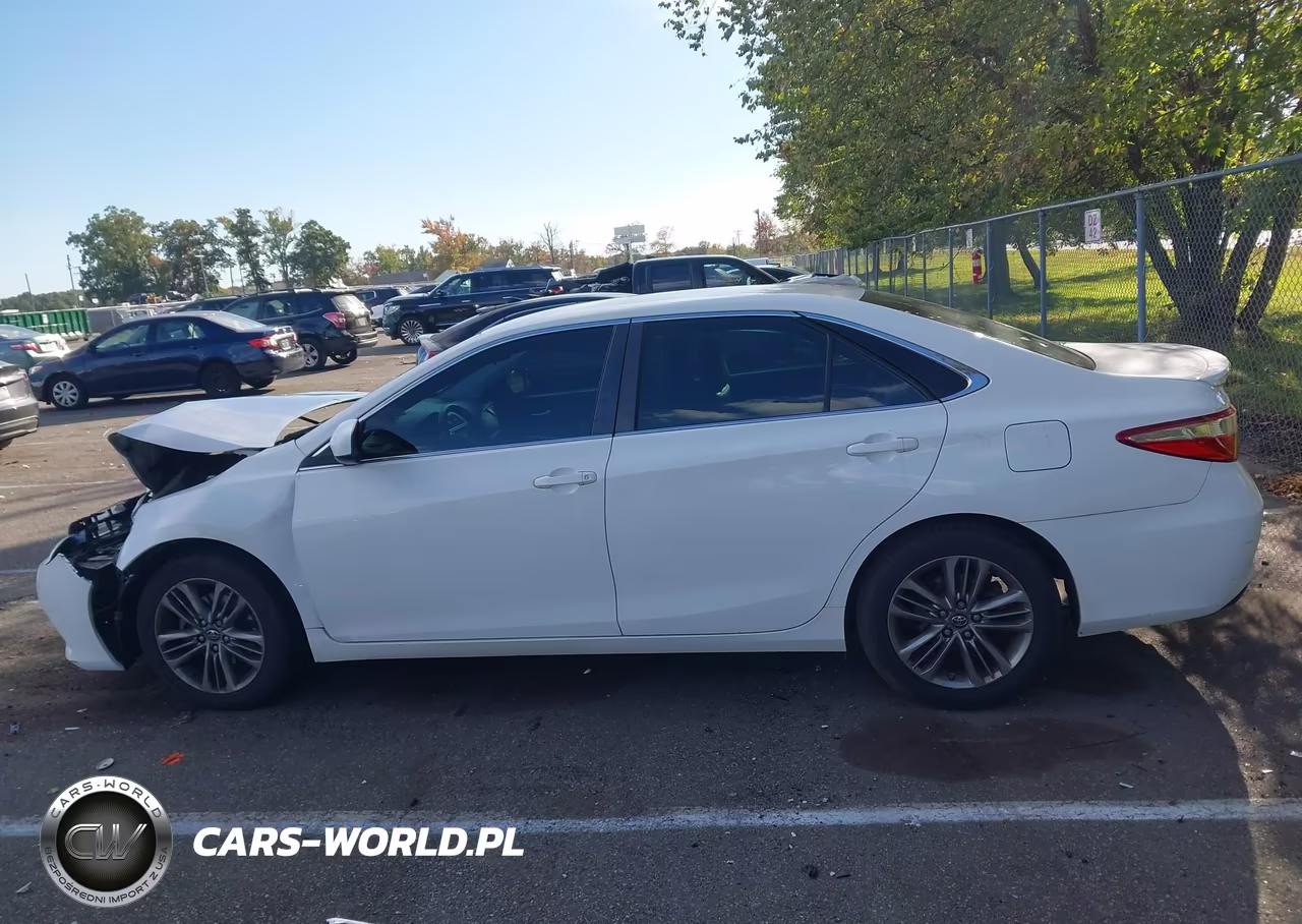 2016 Toyota Camry Se VIN:4T1BF1FK7GU200135 - 14