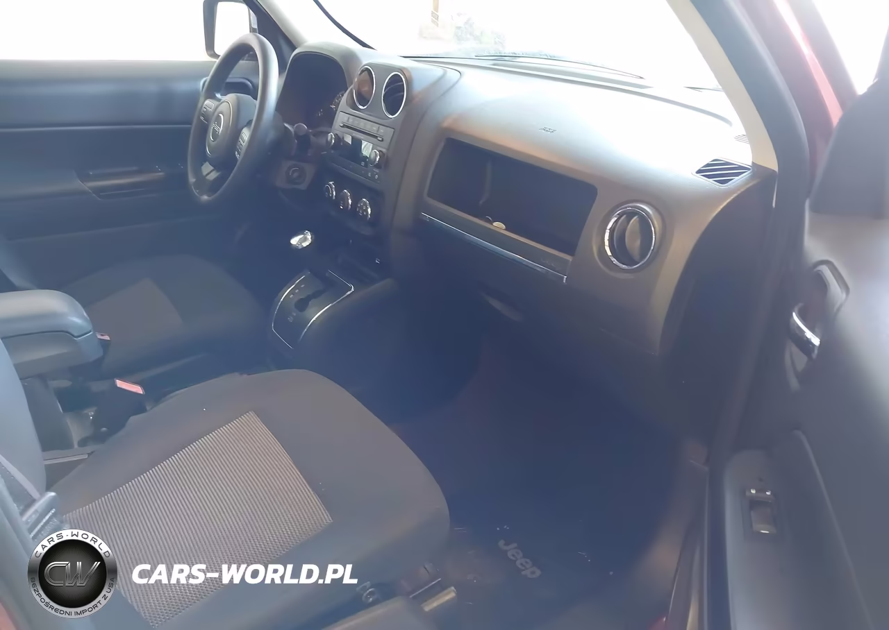 2015 Jeep Patriot Sport VIN:1C4NJRBB6FD268932 - 5
