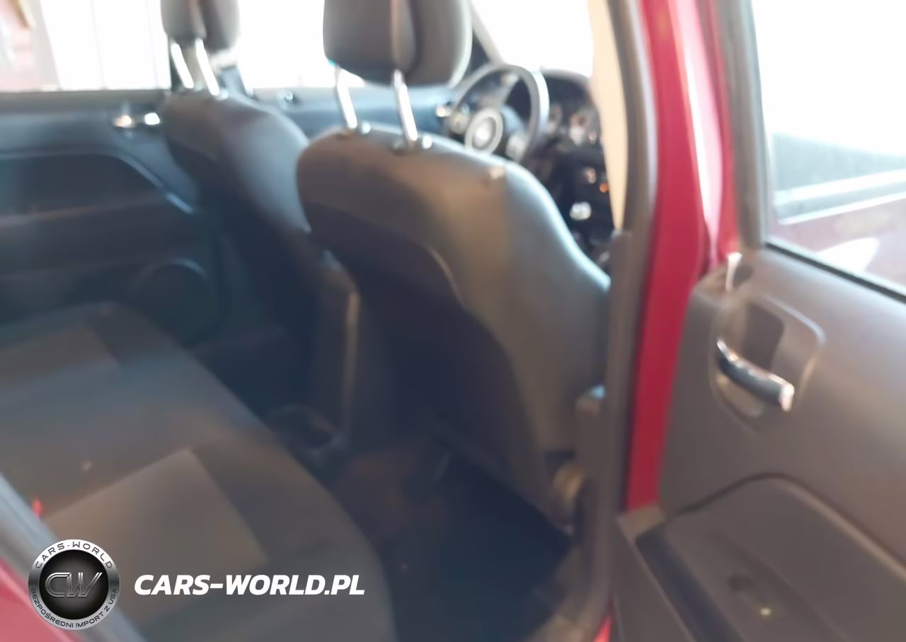 2015 Jeep Patriot Sport VIN:1C4NJRBB6FD268932 - 8