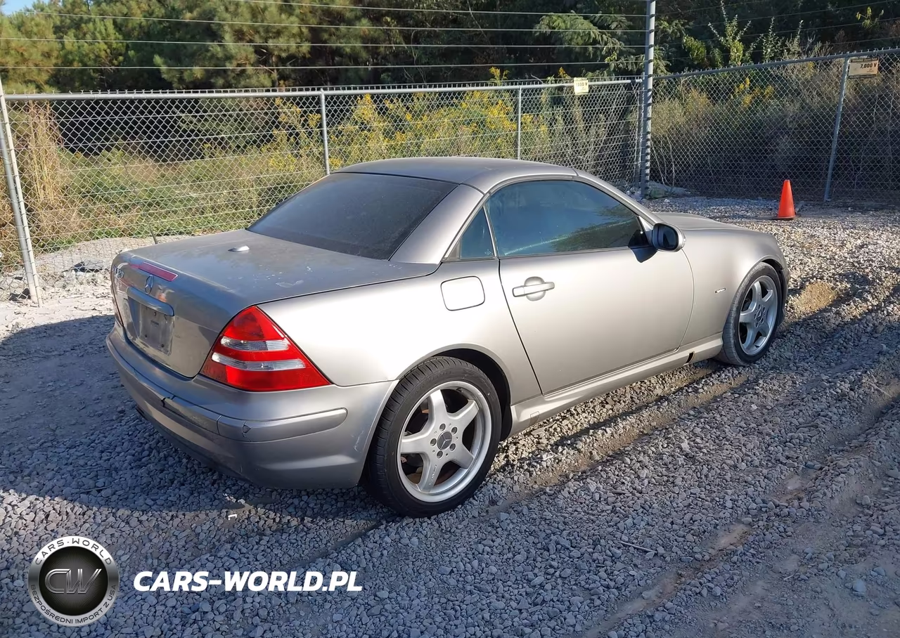 2003 Mercedes-Benz Slk 320 VIN:WDBKK65F93F293626 - 4
