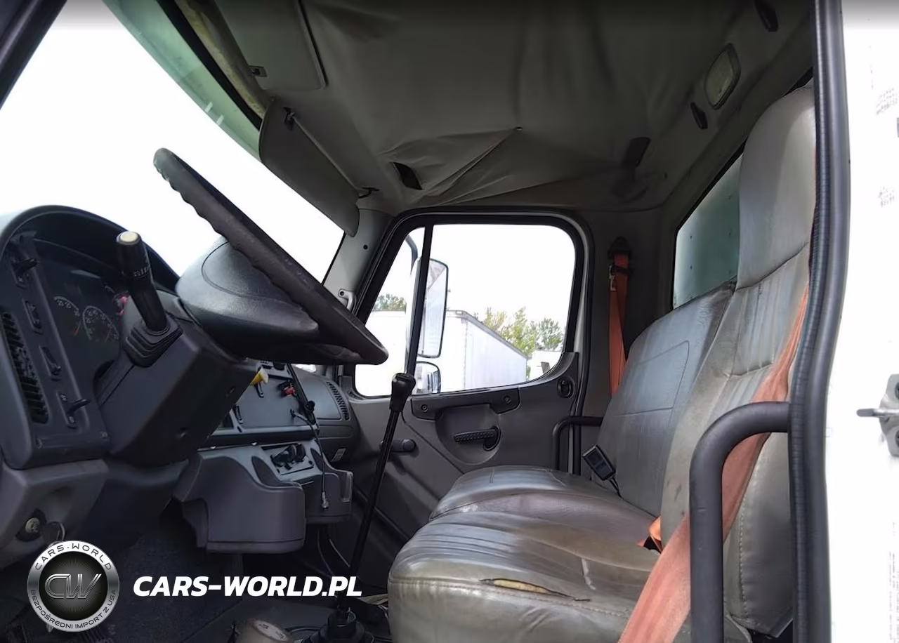 2009 Freightliner M2 106 Medium Duty VIN:1FVACXBS99HAL3085 - 5