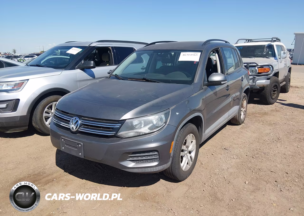 2016 Volkswagen Tiguan S VIN:WVGAV7AX2GW587511 - 6