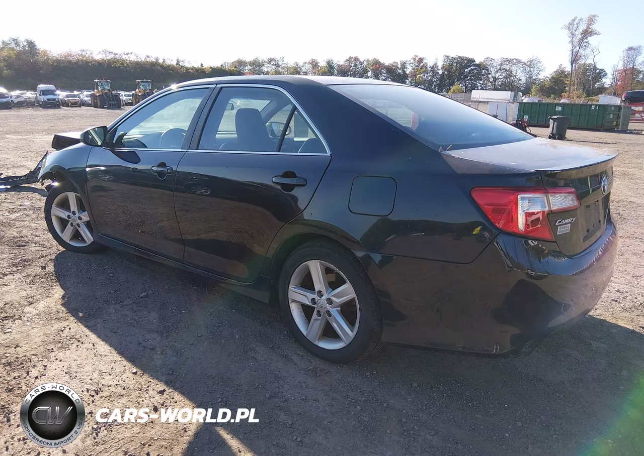 2013 Toyota Camry Se VIN:4T1BF1FK1DU288949 - 3