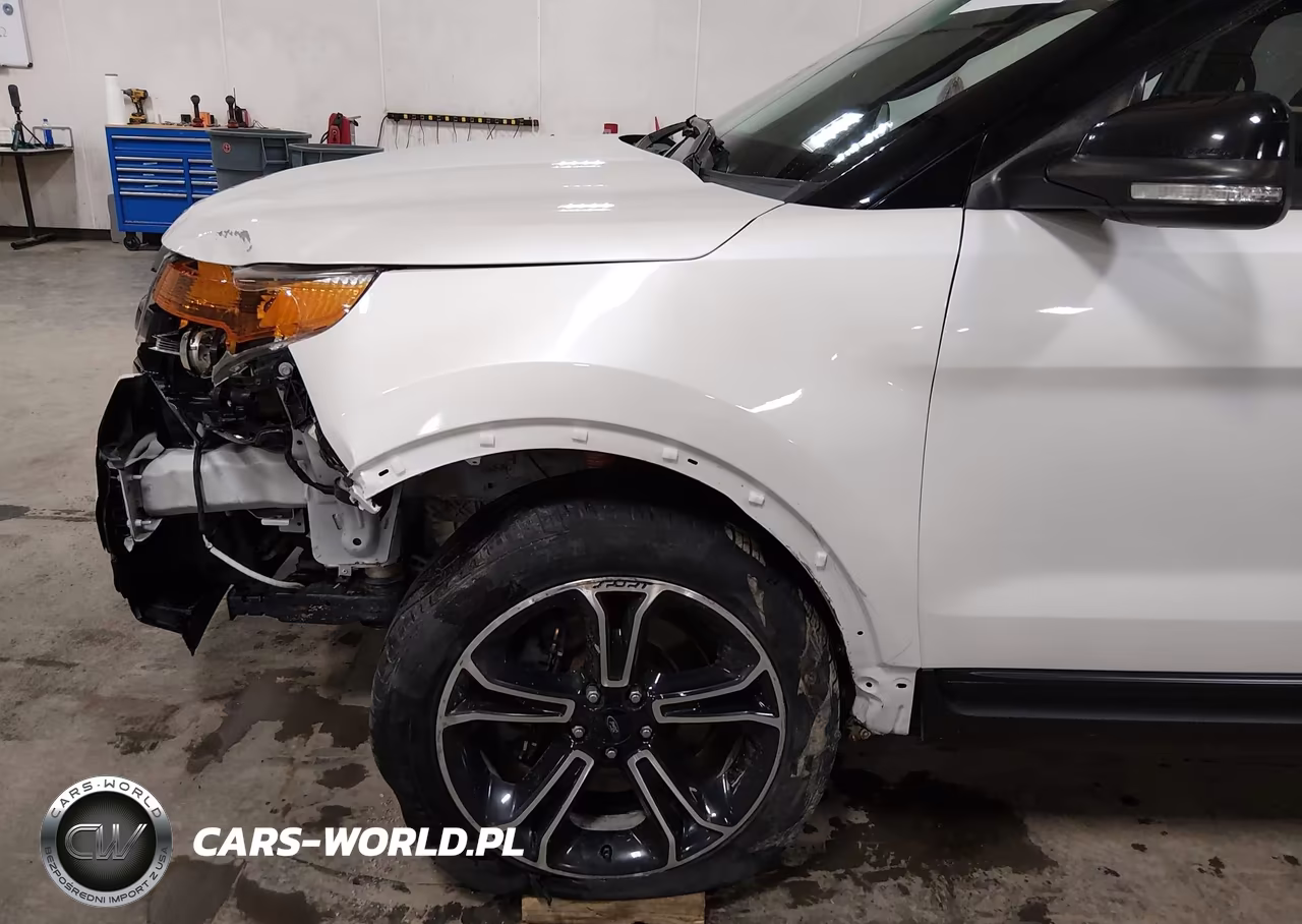 2015 Ford Explorer Sport VIN:1FM5K8GT5FGB31046 - 6