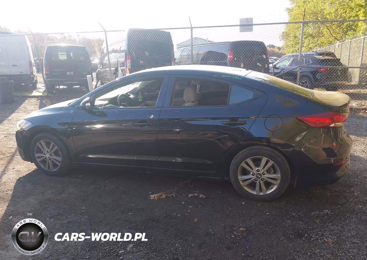 2018 Hyundai Elantra Sel VIN:5NPD84LF5JH393032 - 15