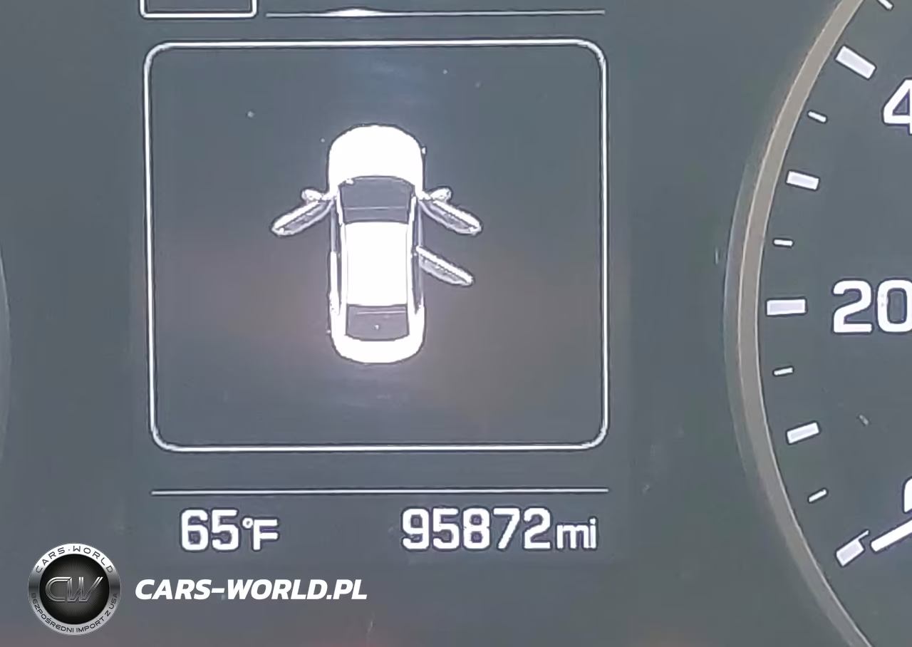 2018 Hyundai Elantra Sel VIN:5NPD84LF5JH393032 - 16