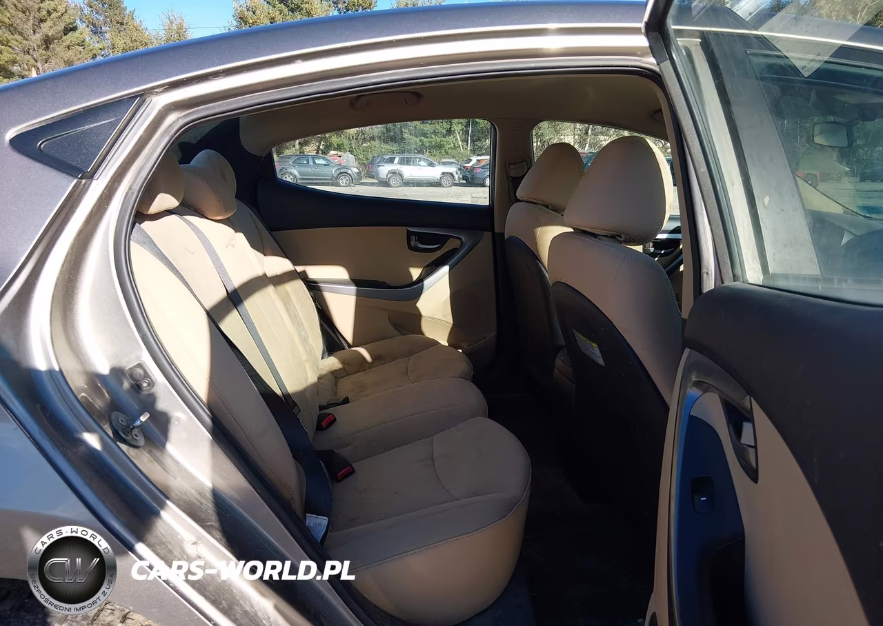 2013 Hyundai Elantra Gls VIN:5NPDH4AE2DH411114 - 8
