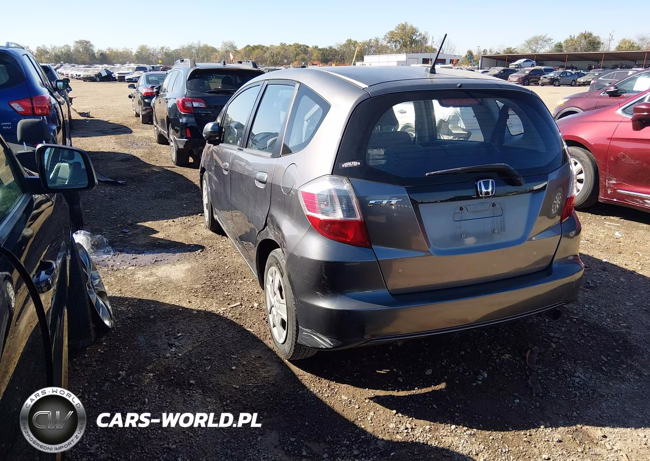 2012 Honda Fit VIN:JHMGE8H34CC029435 - 3