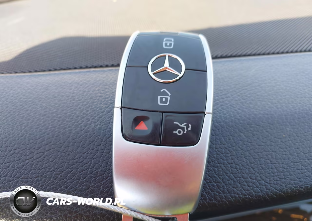 2017 Mercedes-Benz E 300 VIN:WDDZF4JB2HA043926 - 11