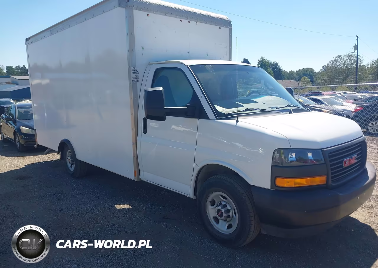 2021 GMC Savana Cutaway Work Van