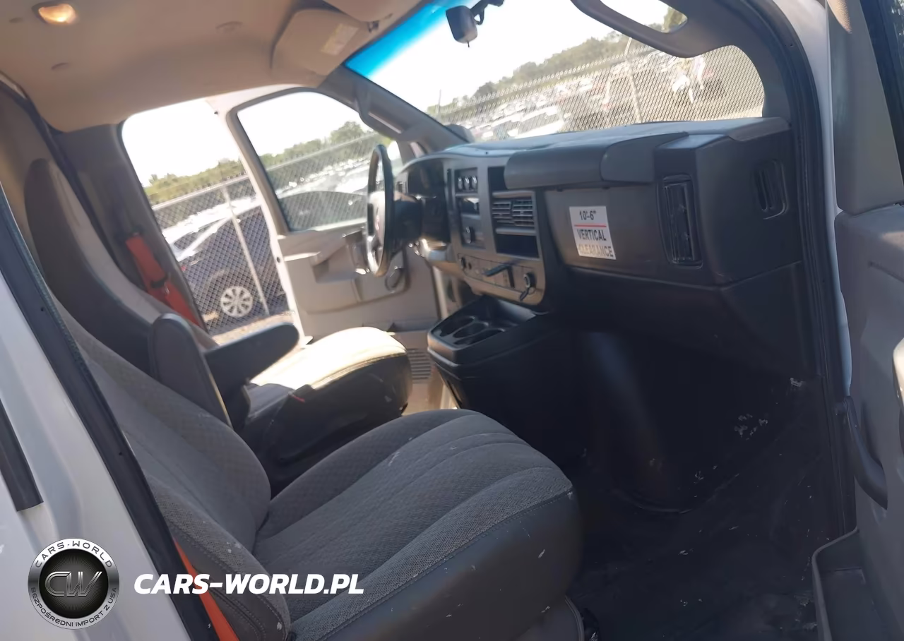 2021 GMC Savana Cutaway Work Van VIN:1GD07SF71M1310682 - 12