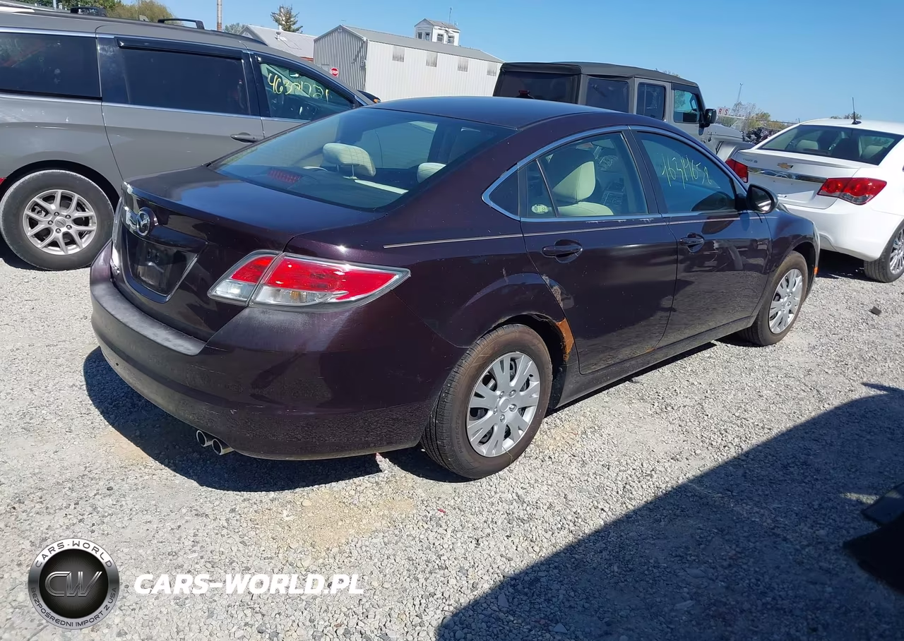 2010 Mazda Mazda6 I Sport VIN:1YVHZ8BH0A5M32340 - 4