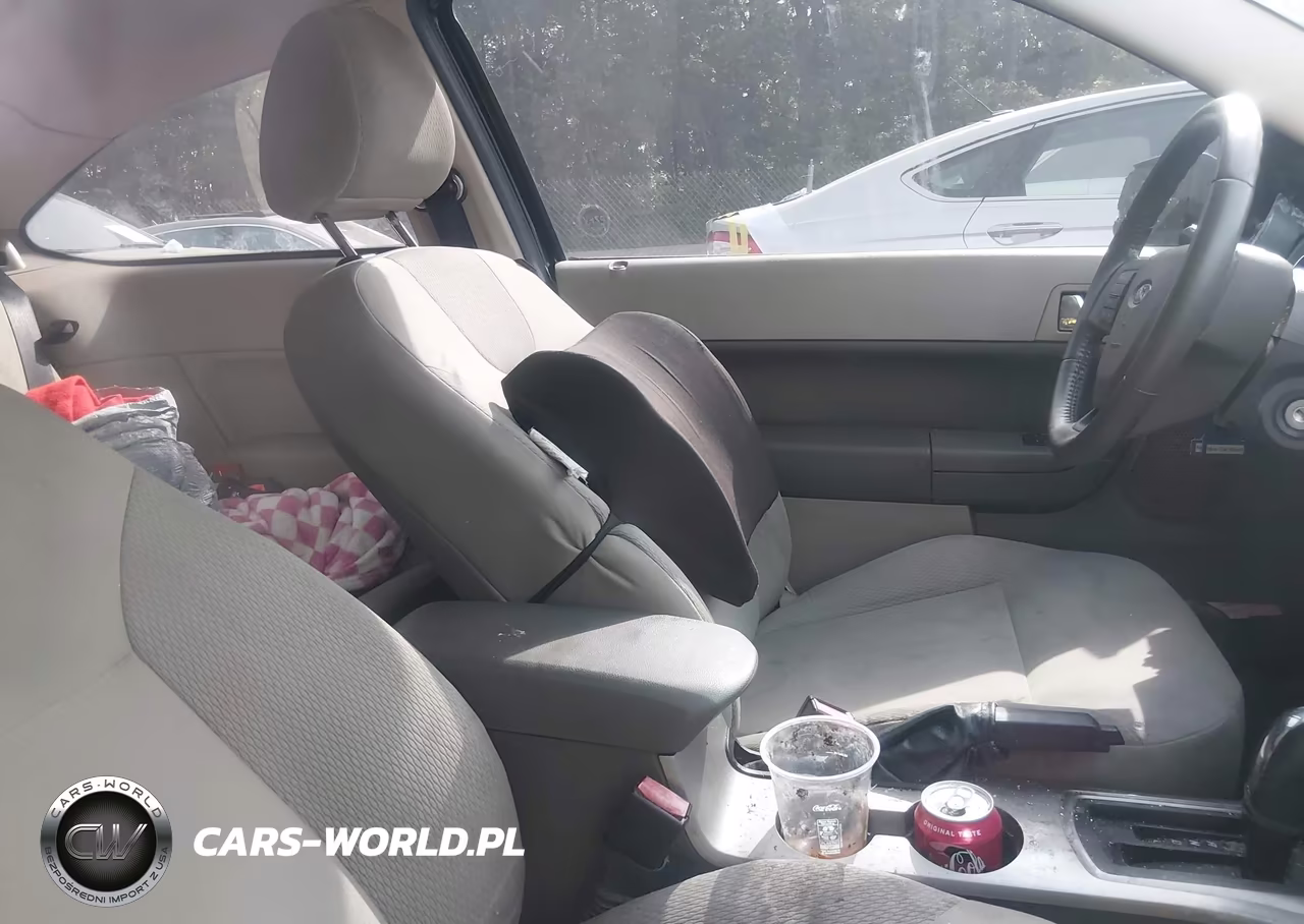2008 Ford Focus Se-Ses VIN:1FAHP33N28W130920 - 5