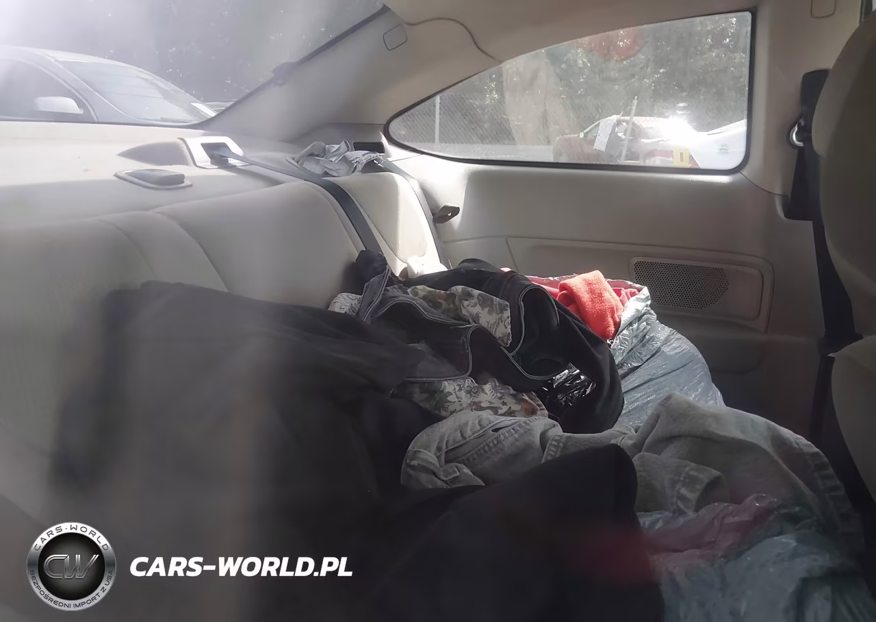 2008 Ford Focus Se-Ses VIN:1FAHP33N28W130920 - 8