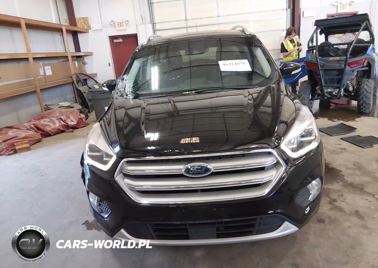2019 Ford Escape Titanium VIN:1FMCU9J9XKUC04055 - 12
