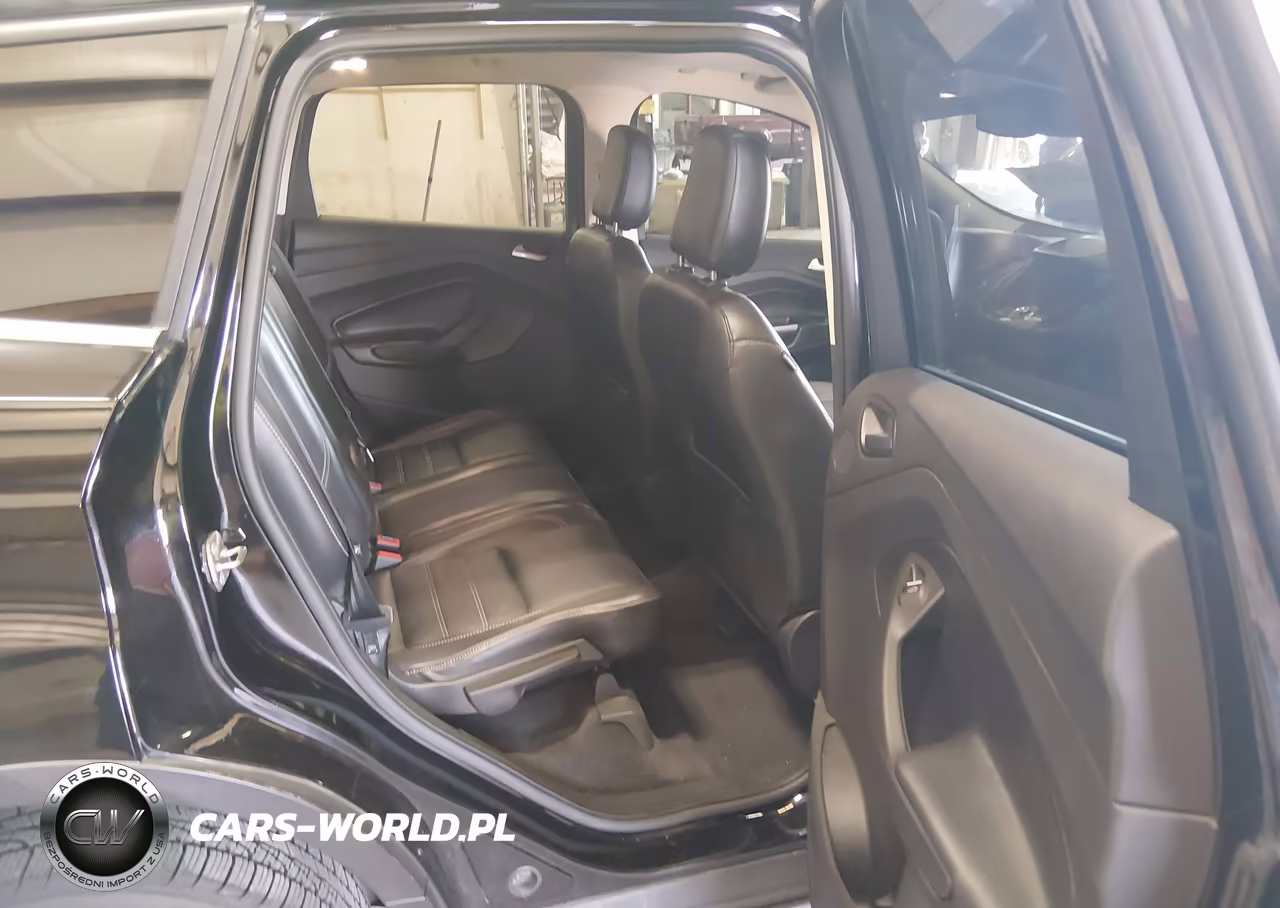 2019 Ford Escape Titanium VIN:1FMCU9J9XKUC04055 - 8