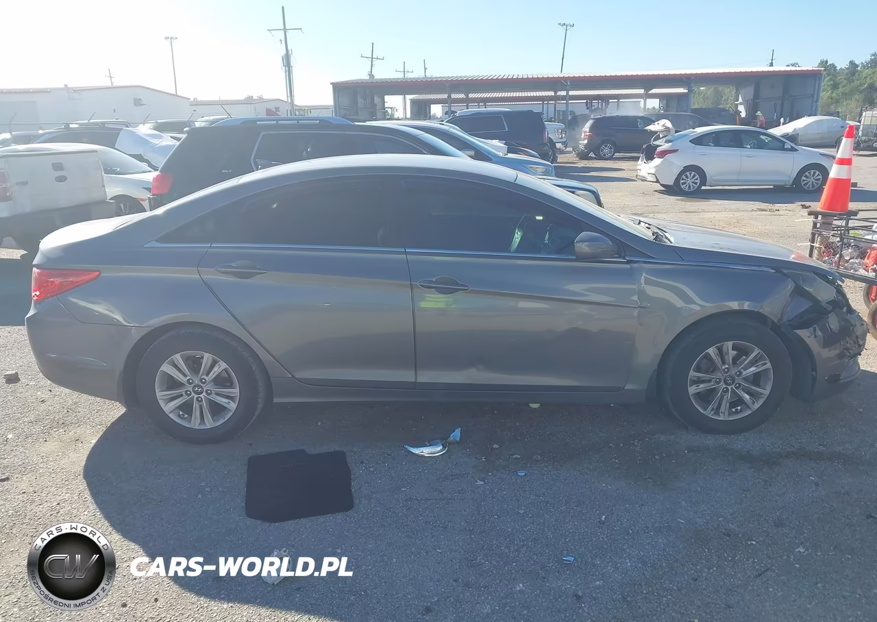 2013 Hyundai Sonata Gls VIN:5NPEB4AC3DH761825 - 13