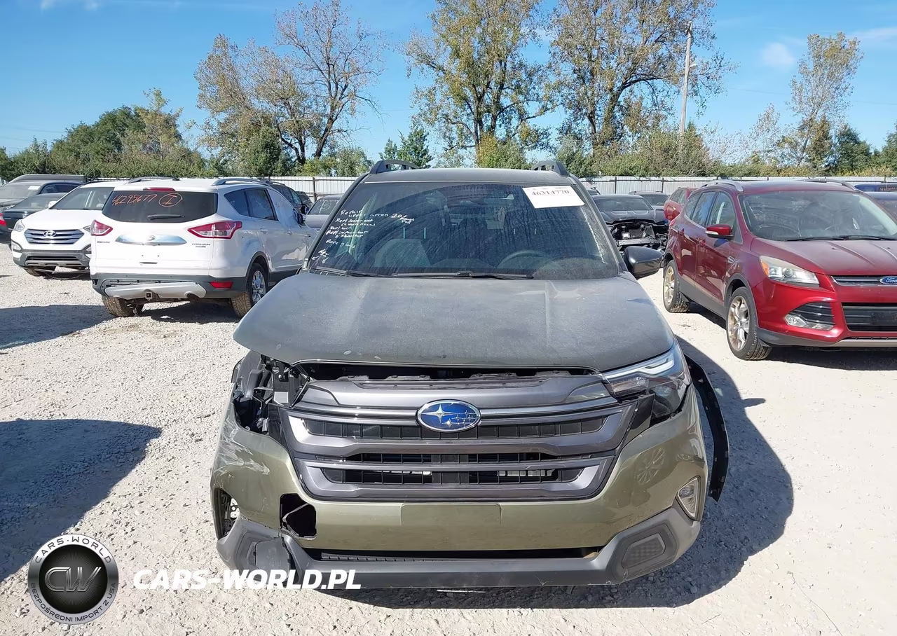 2026 Subaru Forester Premium VIN:4S4SLSE7XT3107413 - 13