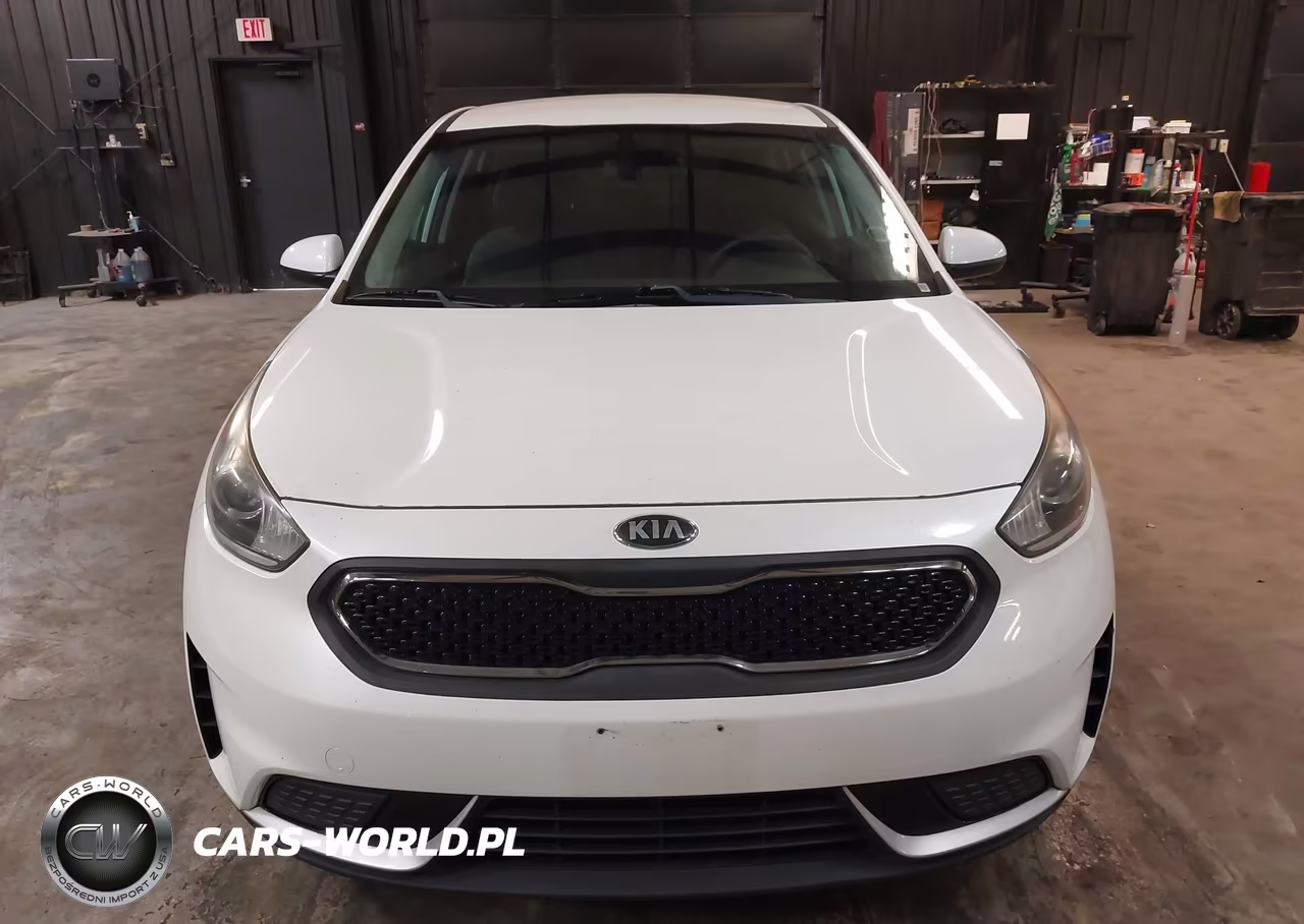 2018 Kia Niro Fe VIN:KNDCB3LC3J5186913 - 17