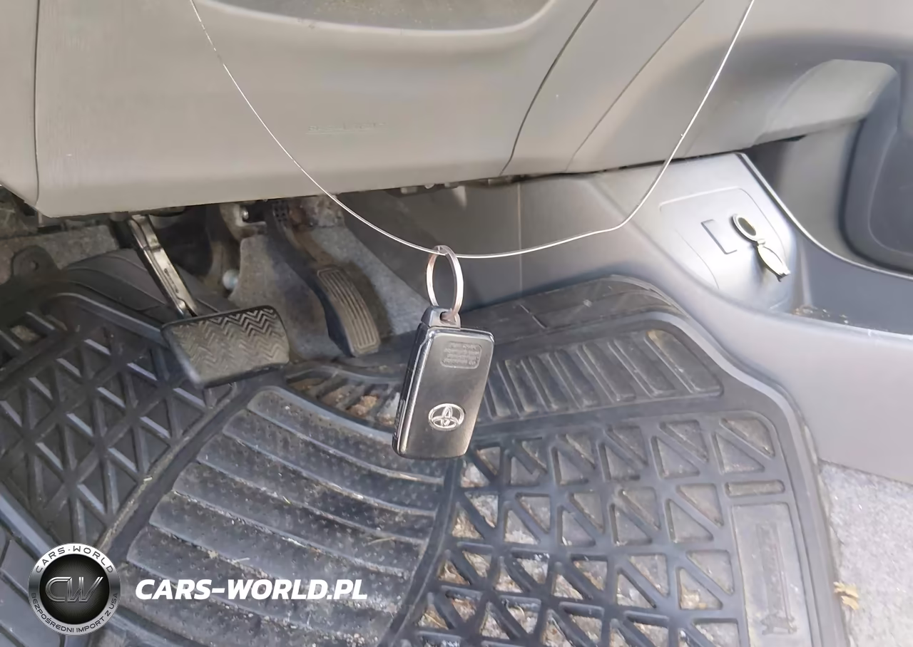 2010 Toyota Prius Iii VIN:JTDKN3DU2A0177546 - 11