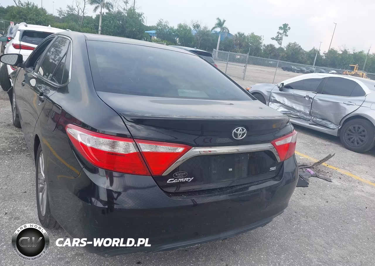 2016 Toyota Camry Se VIN:4T1BF1FK5GU153770 - 16