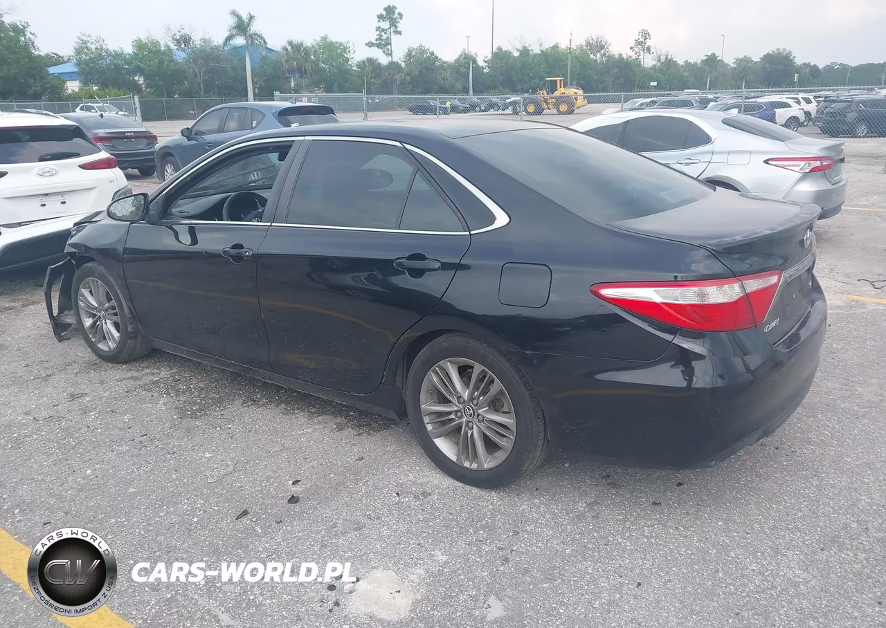 2016 Toyota Camry Se VIN:4T1BF1FK5GU153770 - 3