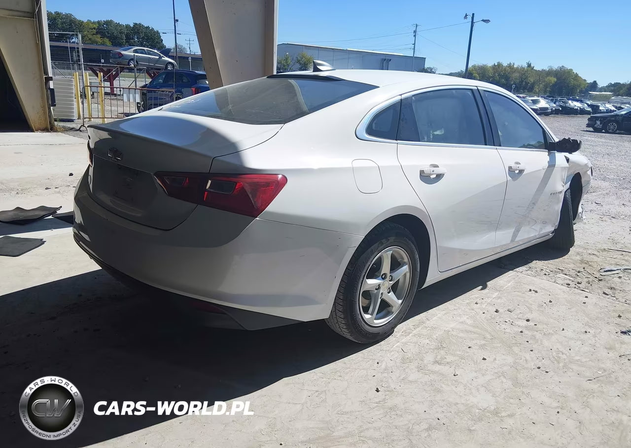2018 Chevrolet Malibu 1Ls VIN:1G1ZB5ST9JF255579 - 4
