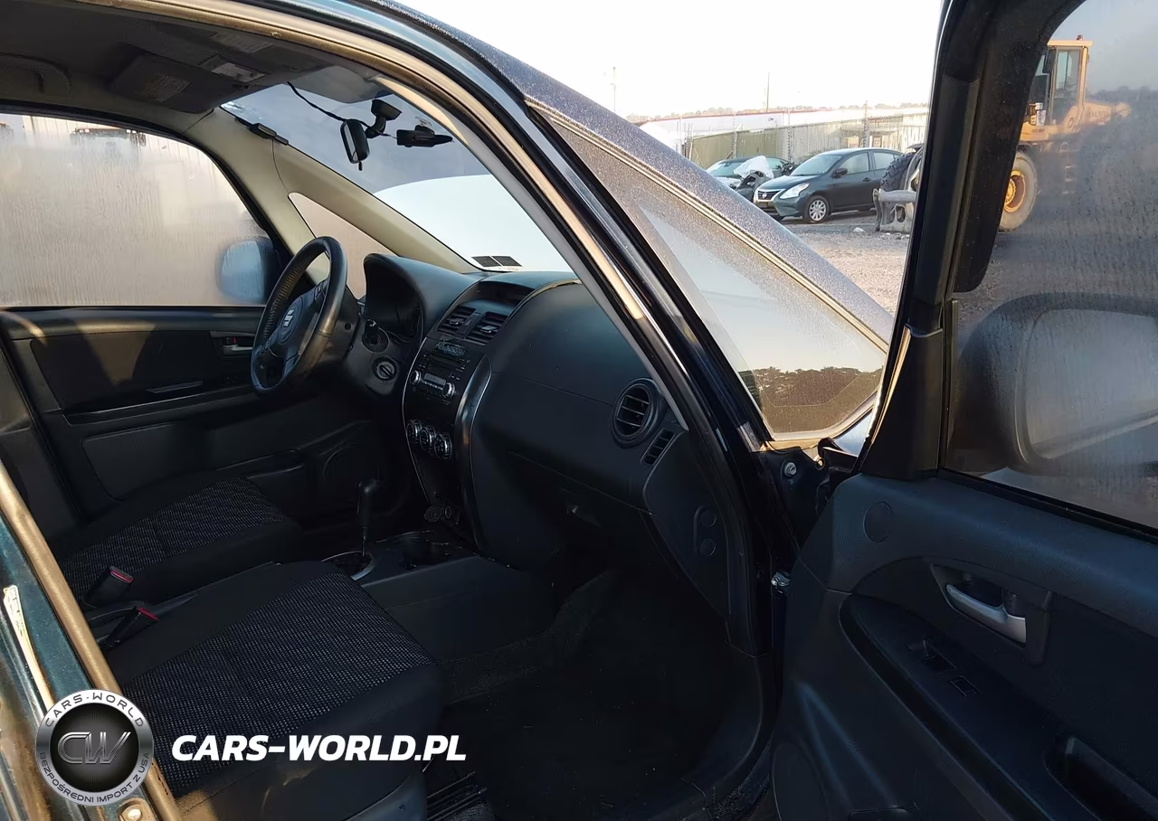 2008 Suzuki Sx4 Convenience-Touring VIN:JS2YB413785111615 - 5