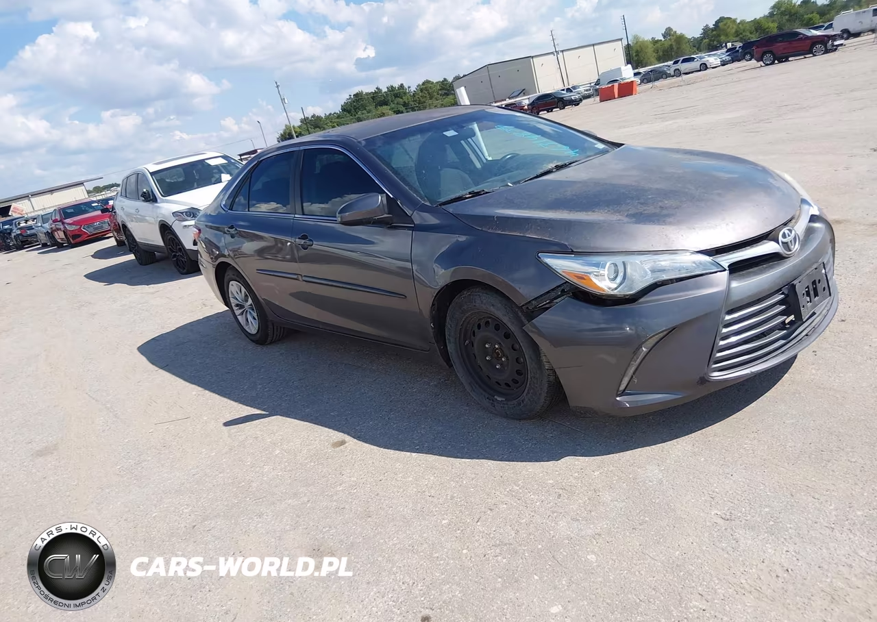 2015 Toyota Camry Le