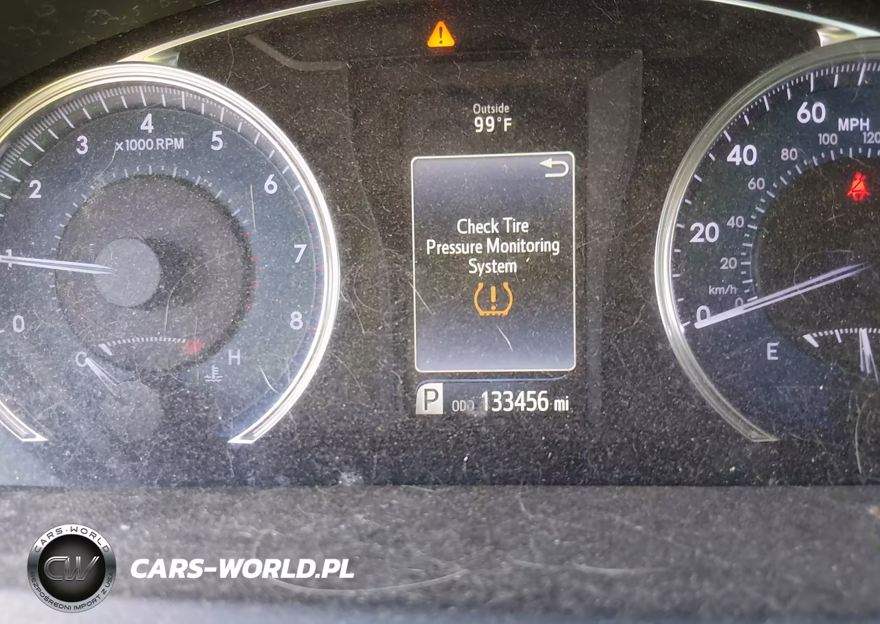 2015 Toyota Camry Le VIN:4T4BF1FK0FR445962 - 15