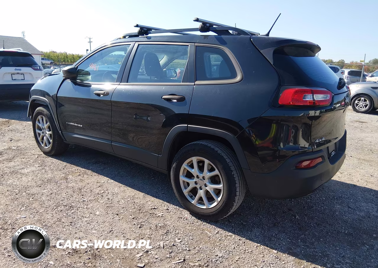 2015 Jeep Cherokee Sport VIN:1C4PJMAB4FW764412 - 3