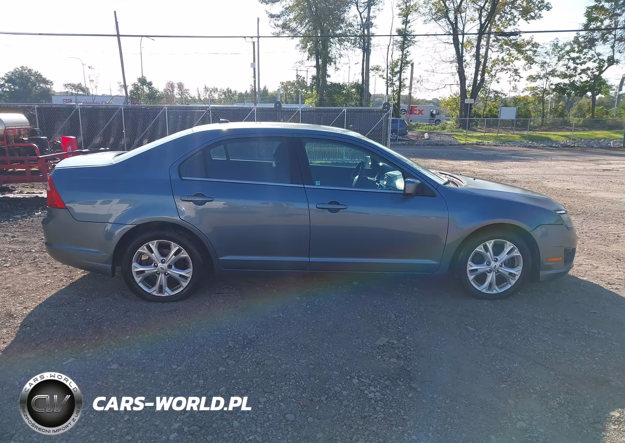 2012 Ford Fusion Se VIN:3FAHP0HA3CR379386 - 13