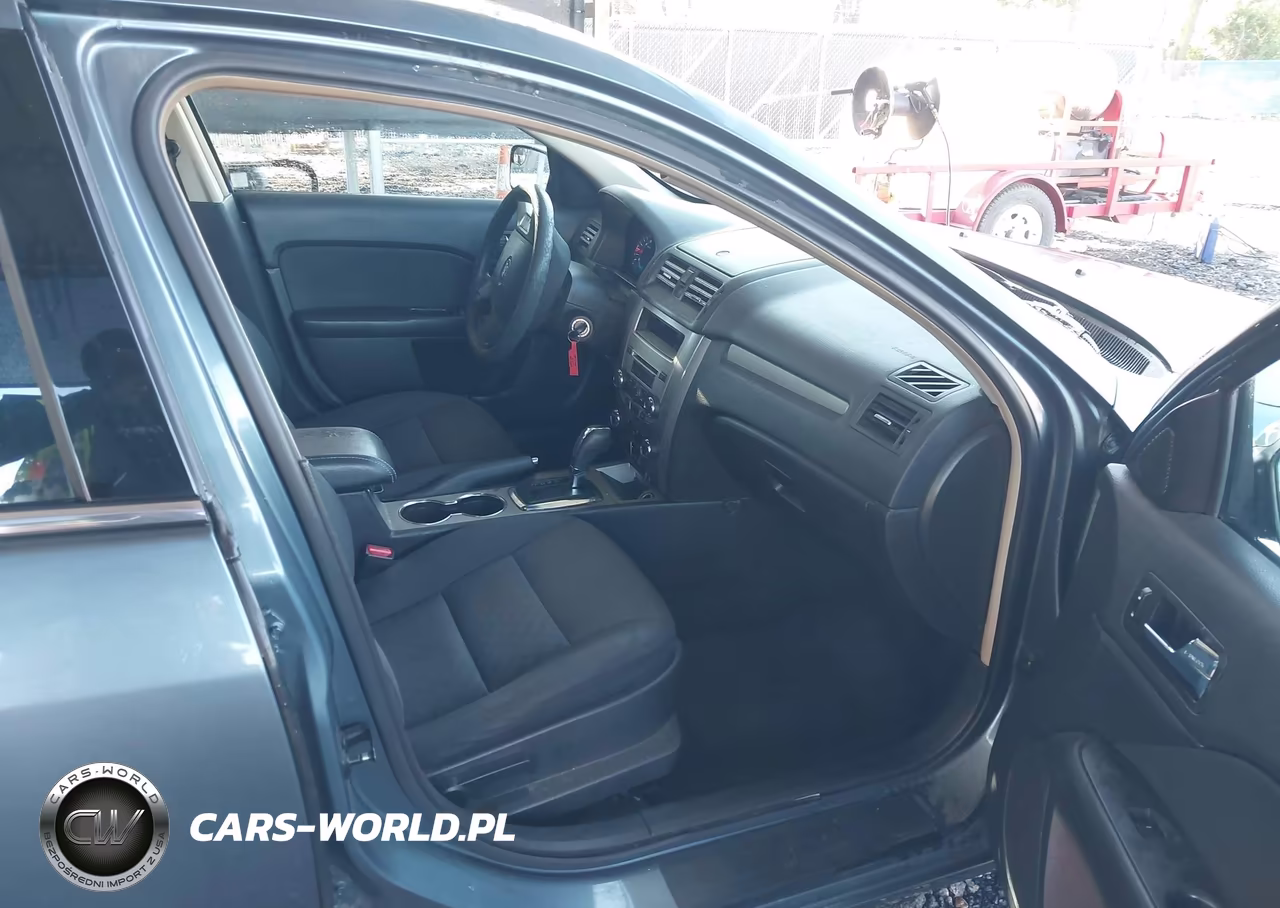 2012 Ford Fusion Se VIN:3FAHP0HA3CR379386 - 5