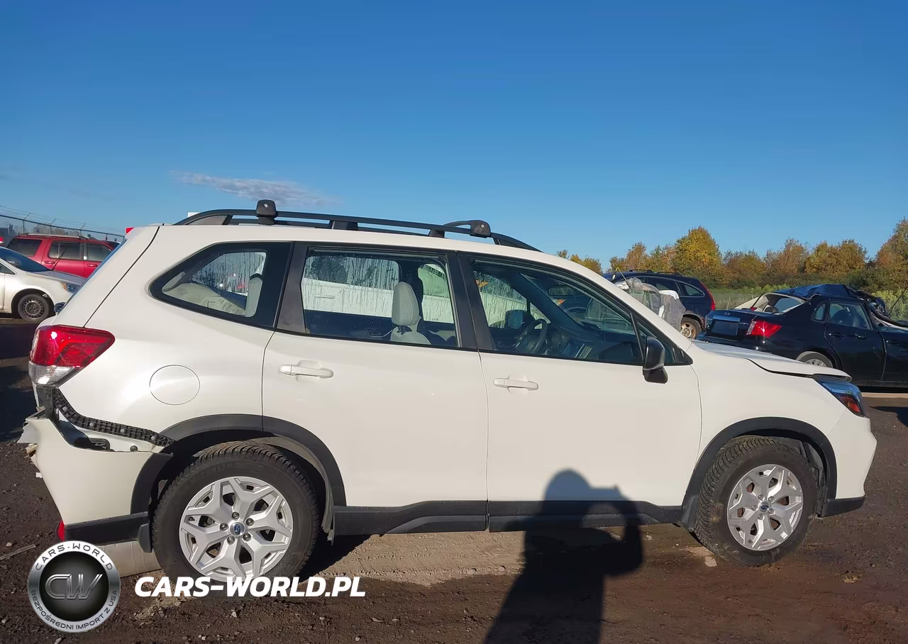 2020 Subaru Forester VIN:JF2SKADCXLH465583 - 13