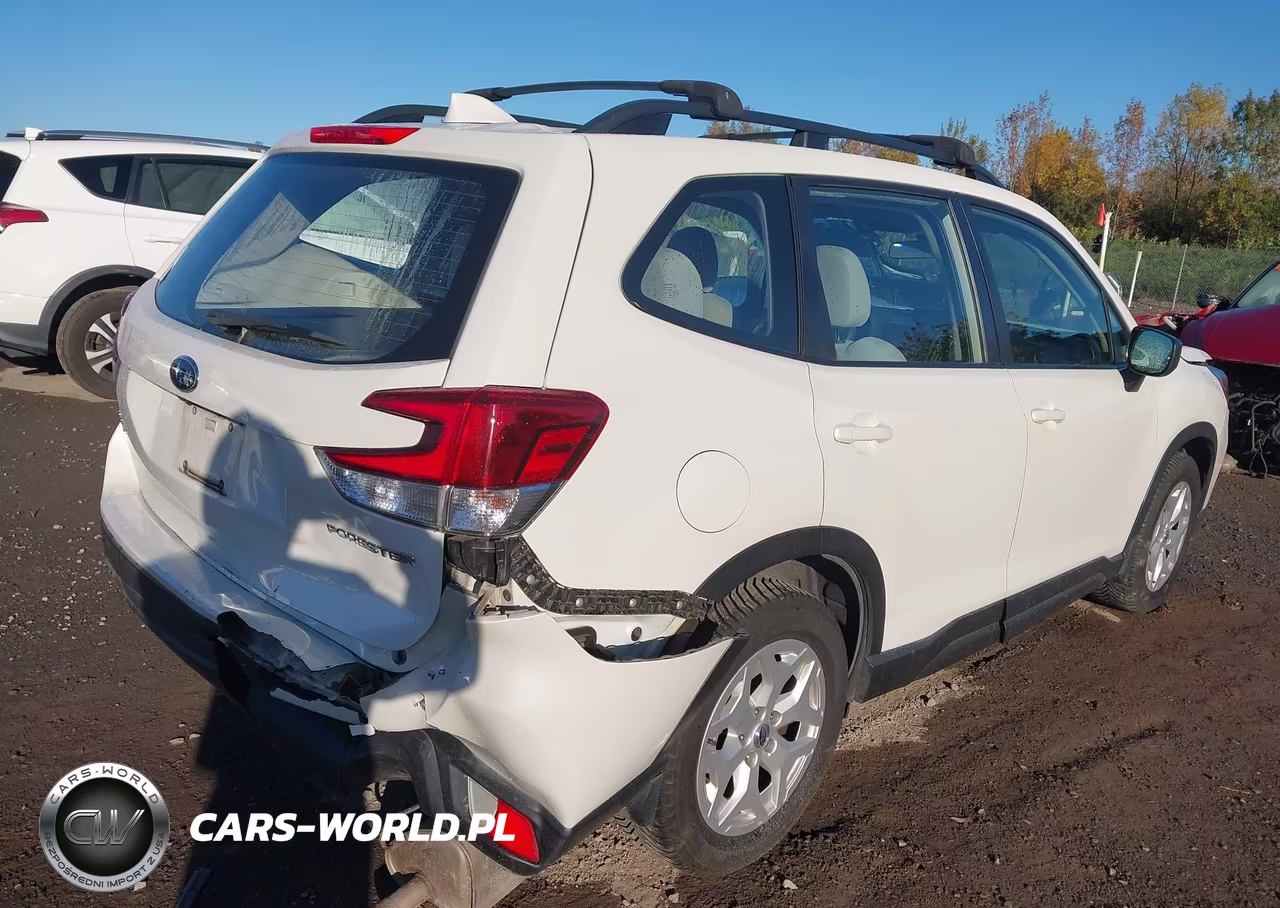 2020 Subaru Forester VIN:JF2SKADCXLH465583 - 4