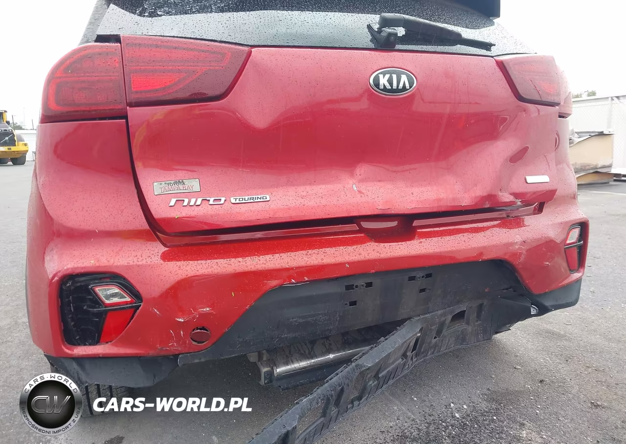 2021 Kia Niro Touring VIN:KNDCC3LC8M5462777 - 18