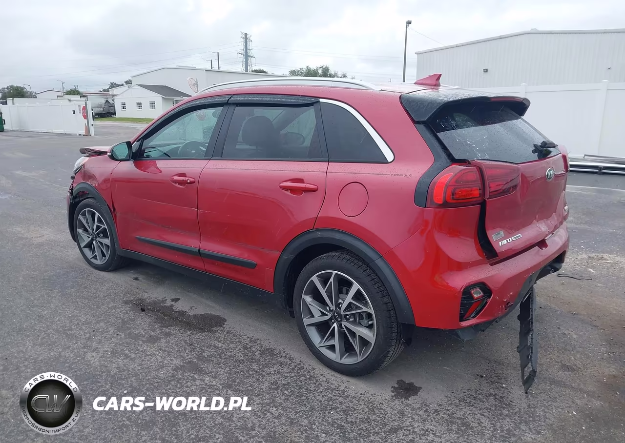 2021 Kia Niro Touring VIN:KNDCC3LC8M5462777 - 3