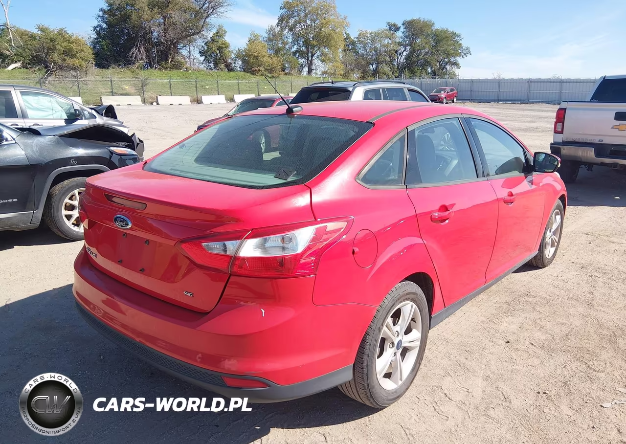 2013 Ford Focus Se VIN:1FADP3F24DL297971 - 4