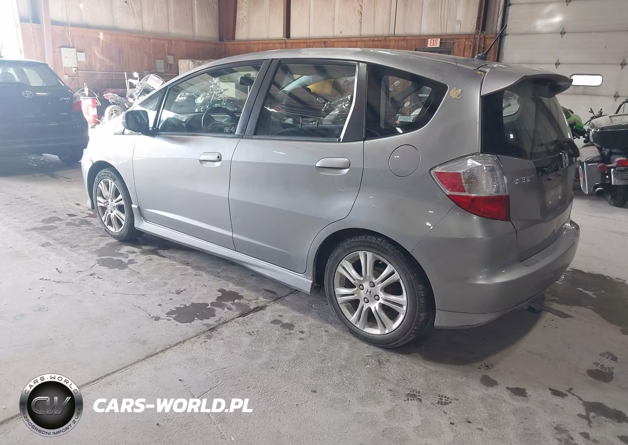 2009 Honda Fit Sport VIN:JHMGE87419S071988 - 3